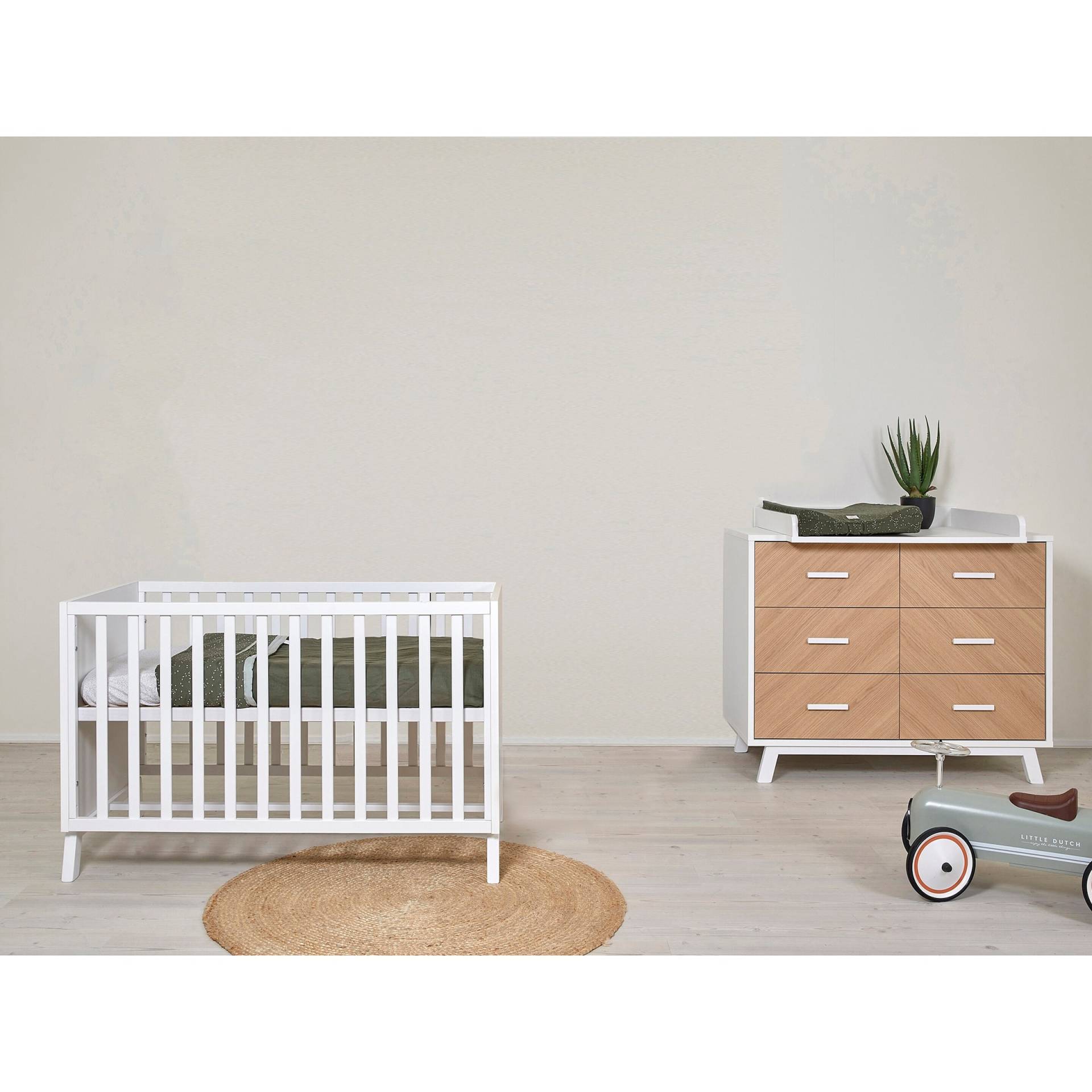 Schardt 2-tlg. Babyzimmer Venice Fishbone White Schardt 2-tlg. Babyzimmer Venice Fishbone White von Schardt