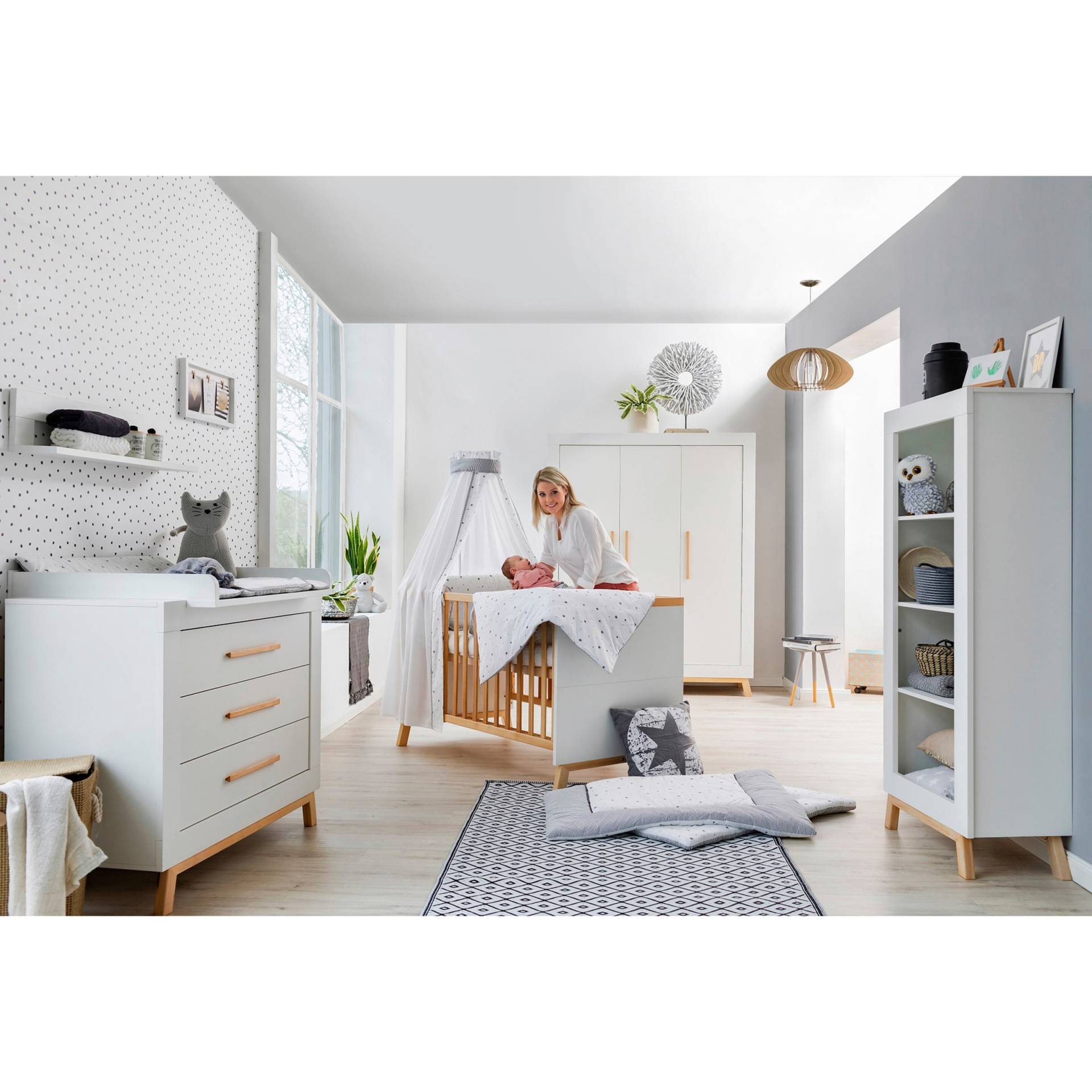 Schardt 3-tlg. Babyzimmer Miami mit 3-türigem Kleiderschrank Schardt 3-tlg. Babyzimmer Miami mit 3-türigem Kleiderschrank von Schardt