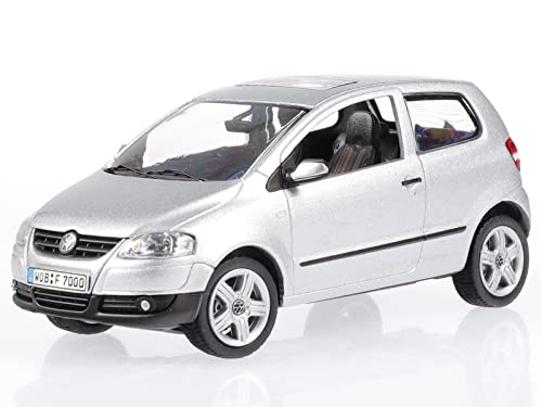Schuco VW Fox reflexsilber Modellauto 1:43 Schuco VW Fox reflexsilber Modellauto 1:43 von Schuco