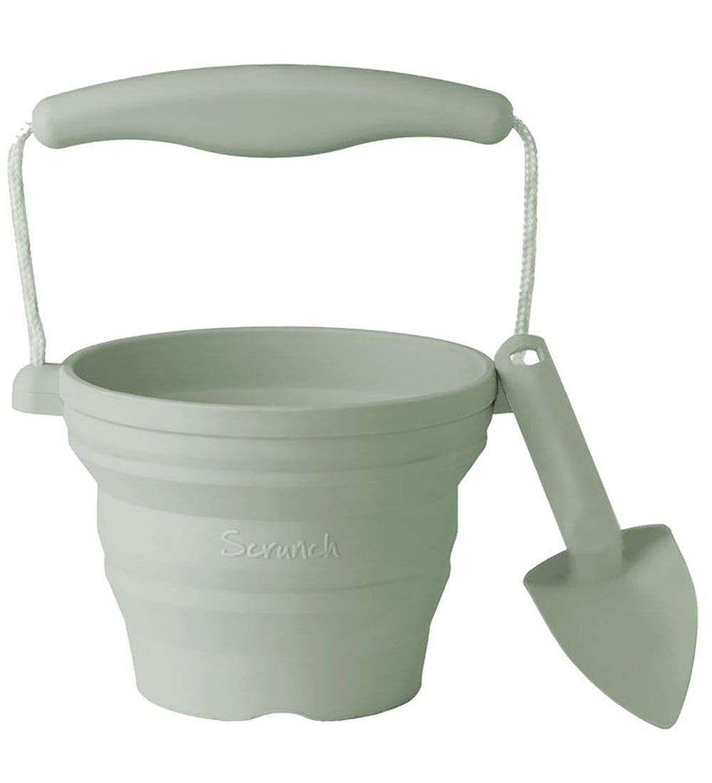 Scrunch Faltbarer Eimer m. Schaufel - 11x9 cm - Sage Green - Scrunch - One Size - Eimer Scrunch Faltbarer Eimer m. Schaufel - 11x9 cm - Sage Green - Scrunch - One Size - Eimer von Scrunch