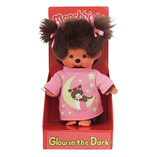 Sekiguchi 223732 - Original Monchhichi Mädchen, Plüschfigur mit rosa Schlafshirt, Glow in the Dark Elementen und Zöpfen mit Schleifen, ca. 20 cm großes Kuscheltier aus braunem Plüsch von Sekiguchi