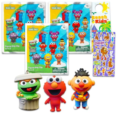 Sesame Street Blind Bags Mini-Figuren, 3 Stück, Sesame Street Partygeschenk-Set mit 3 Serie 2 Sesame Street Mystery Figuren plus Aufklebern, mehr | Sesame Street Bag Clips für Kinder Sesame Street Blind Bags Mini-Figuren, 3 Stück, Sesame Street Partygeschenk-Set mit 3 Serie 2 Sesame Street Mystery Figuren plus Aufklebern, mehr | Sesame Street Bag Clips für Kinder von Sesame Street