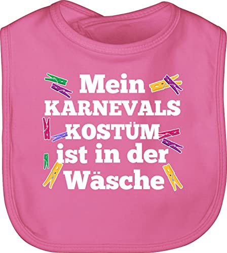 Shirtracer Baby Lätzchen - Karneval & Fasching - Mein Karnevals Kostüm ist in der Wäsche Klammern - Unisize - Pink - fastnacht faschings fasnacht verkleidung kinderfasching carnival karneval- köstüm von Shirtracer