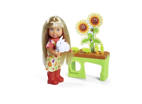 Evi Love Garden, Puppe im Garten mit Hochbeet und Gemüse zum Ernten, inklusive kleinem Hasen, 12cm Spielpuppe , ab 3 Jahren von Simba