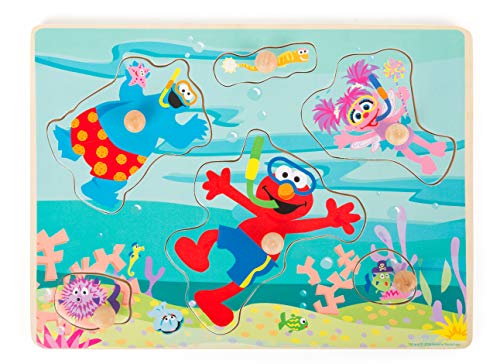 Small Foot 10977 Sesamstrasse Setzpuzzle Unterwasserwelt aus Holz, 100% FSC-Zertifiziert, Holzpuzzle für Kinder ab 1 Jahr Spielzeug, Mehrfarbig von Small Foot