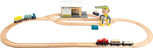 small foot 11377 Güterbahnhof aus Holz, mit LKW, Lok, Schiebetor, 360 Grad drehbarem Kran und Schienen, ab 3 Jahren small foot 11377 Güterbahnhof aus Holz, mit LKW, Lok, Schiebetor, 360 Grad drehbarem Kran und Schienen, ab 3 Jahren von Small Foot