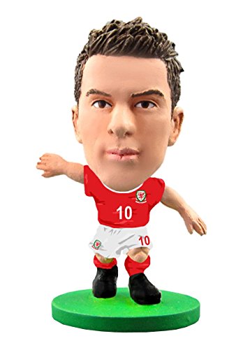 SoccerStarz SOC1043 - Wales Fußball-Nationalmannschaft Aaron Ramsey, Heimtrikot von SoccerStarz