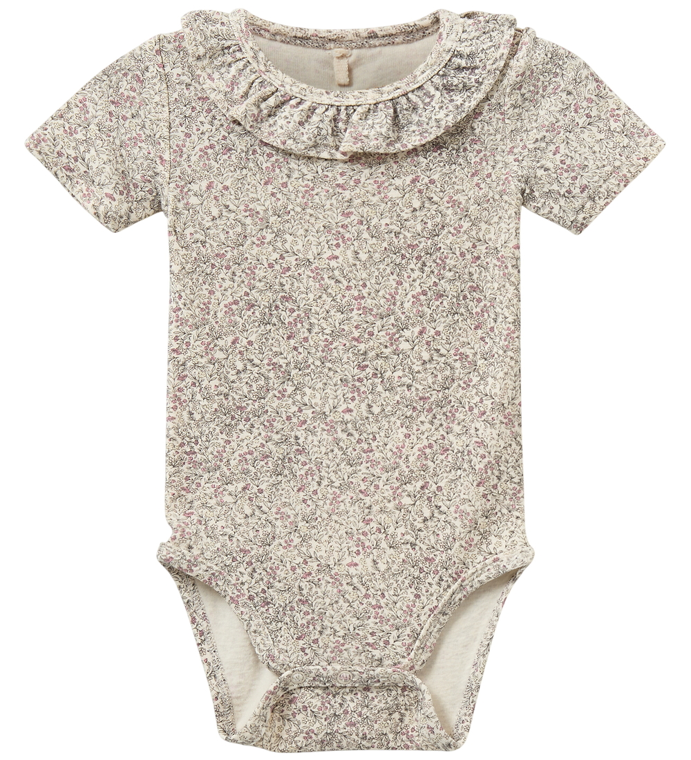 Sofie Schnoor Body k/ä - DicteKB - Beige/Rosa m. Blumen - Sofie Schnoor - 74 - Body K/Ä Sofie Schnoor Body k/ä - DicteKB - Beige/Rosa m. Blumen - Sofie Schnoor - 74 - Body K/Ä von Sofie Schnoor