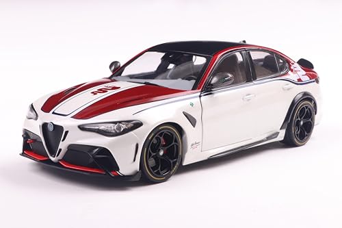 Solido 1:18 Alfa Romeo Giulia GTA-M weiß Solido 1:18 Alfa Romeo Giulia GTA-M weiß von Solido