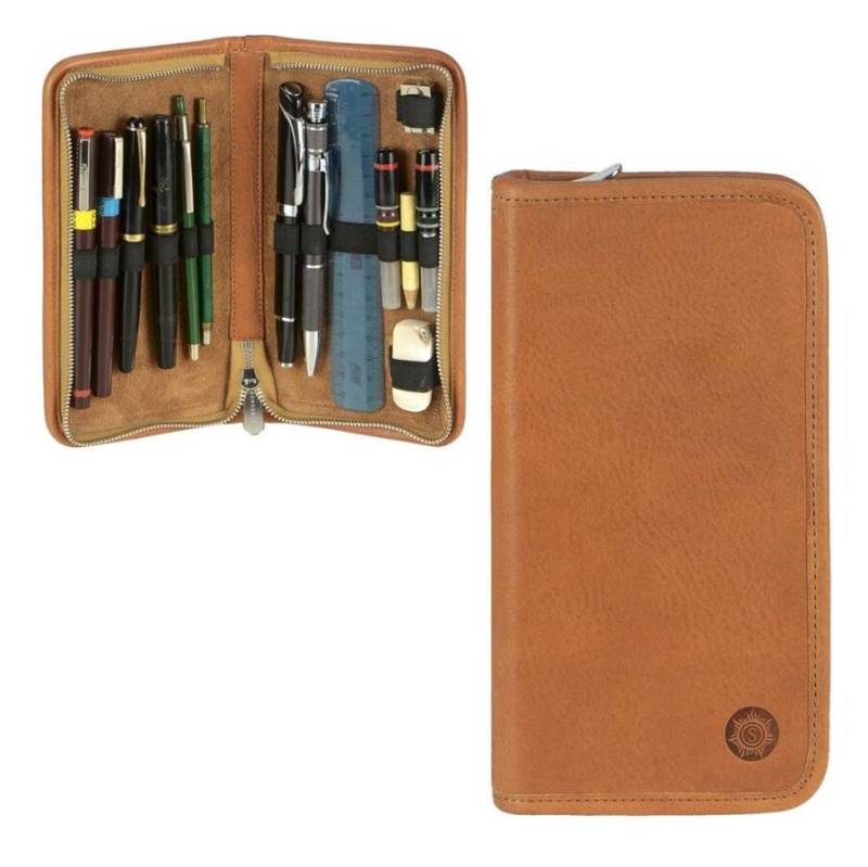 Sonnenleder Federmäppchen Nolte 8 Schlaufen 19x10cm Leder natur 801-399. Hochwertiges Stiftetui für 4 Füller und 4 Stifte bietet Schutz im Alltag. Sonnenleder Federmäppchen Nolte 8 Schlaufen 19x10cm Leder natur 801-399. Hochwertiges Stiftetui für 4 Füller und 4 Stifte bietet Schutz im Alltag. von Sonnenleder