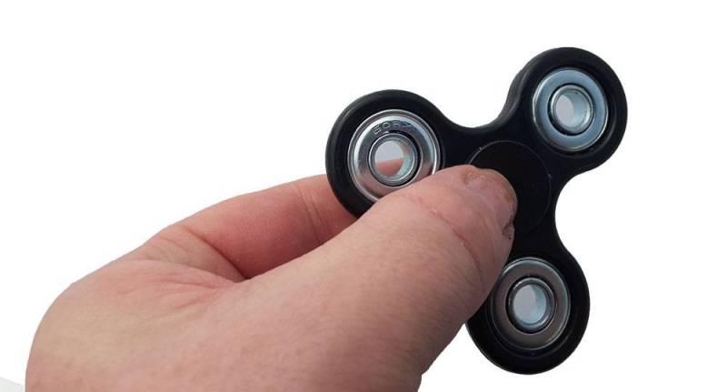 Fidget Spinner Fingerkreisel, sortierte Ware, 1 Stück von Sonstige