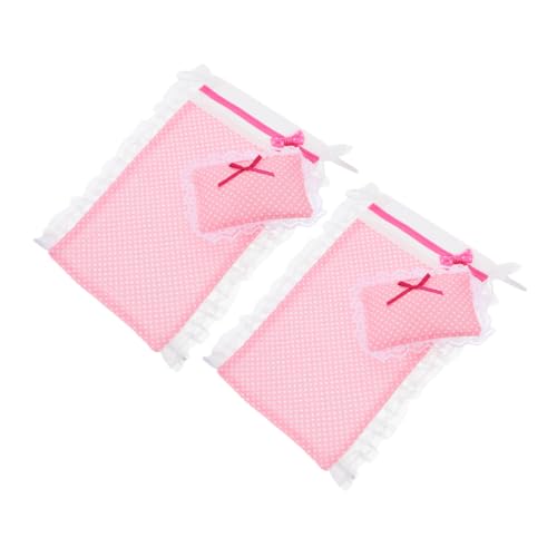 Sosoport 2 Sets Puppenhaus Bettwäsche Bettkissen Decken Puppenbetten Kissen Mini Puppenzubehör Puppenbetten Zubehör Puppenhaus Bettkissen Puppen Schlafzimmer Bettwäsche Puppenkissen Rosa Sosoport 2 Sets Puppenhaus Bettwäsche Bettkissen Decken Puppenbetten Kissen Mini Puppenzubehör Puppenbetten Zubehör Puppenhaus Bettkissen Puppen Schlafzimmer Bettwäsche Puppenkissen Rosa von Sosoport
