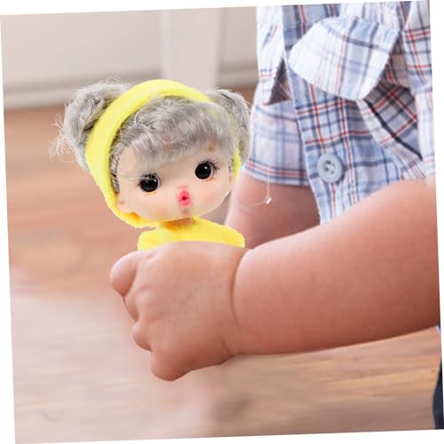 Sosoport Simulation Puppenspielzeug Babypuppen Babypuppen Mini Zubehör Winzige Figuren Puppenhaus Ornamente Mädchen Kleine Figuren Gelbes Vinyl von Sosoport