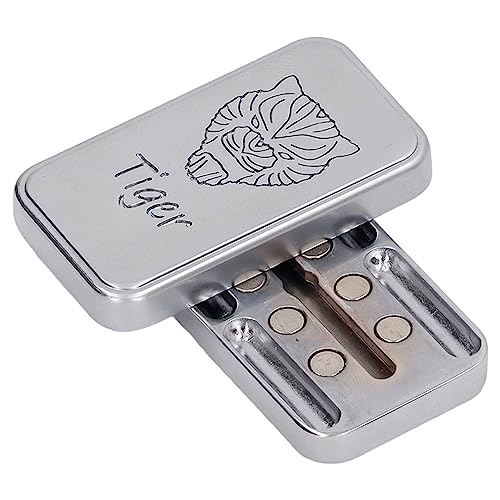 Kleines Tigermuster, magnetischer Schieber, sensorisches Spielzeug zur Angstlinderung, Metall-Fingerspitzen-Spielzeug mit innerem Drehlager, ideal für Zuhause, Büro, Reisen, Metall, 4,5 x 2,5 x 1 cm Kleines Tigermuster, magnetischer Schieber, sensorisches Spielzeug zur Angstlinderung, Metall-Fingerspitzen-Spielzeug mit innerem Drehlager, ideal für Zuhause, Büro, Reisen, Metall, 4,5 x 2,5 x 1 cm von Srliya