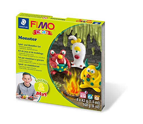 Staedtler 8034 11 LY Fimo kids form&play Set Monster (superweiche, ofenhärtende Knete, kinderleichte Anleitung, wiederverschließbare Box, Set mit 4 Fimo Blöcken, 1 Modellierstab und 1 Spielkulisse) von Staedtler