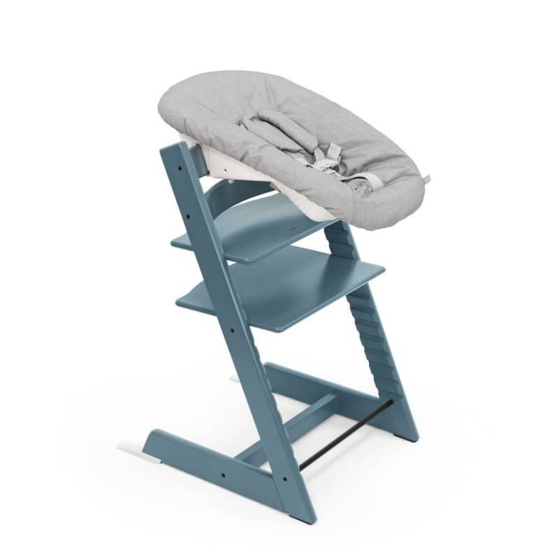 STOKKE® Tripp Trapp® Hochstuhl Buche Fjord Blue inkl. Newborn Set™ Grey von Stokke