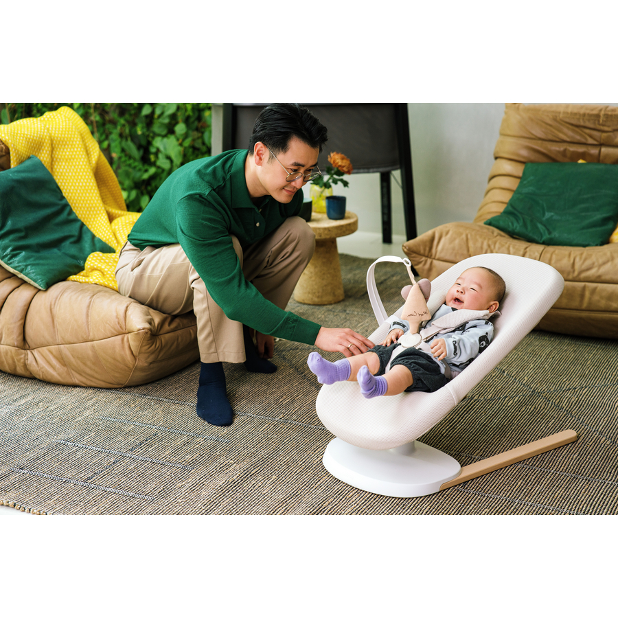STOKKE® YOGA™ Babywippe light sand von Stokke
