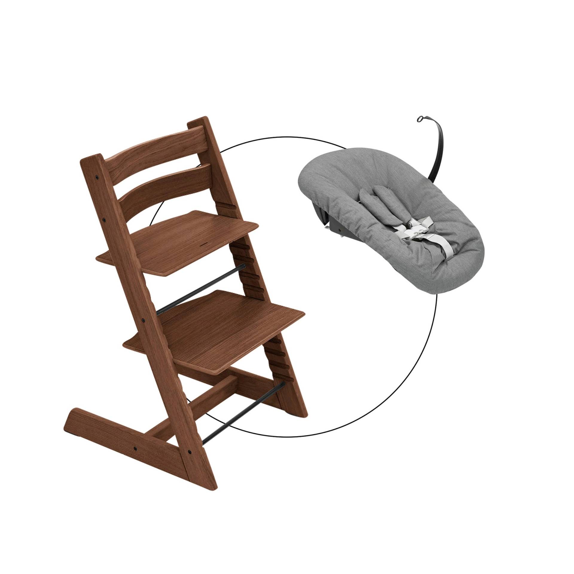 Stokke® Tripp Trapp® Bundle Treppenhochstuhl Eiche inkl. Newbornset Deep Grey von Stokke
