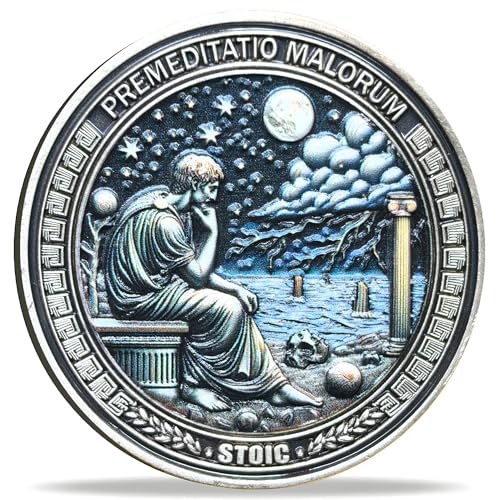 Strugglejewelry Premeditatio Malorum & Seneca Zitat Motivierende stoische Münze für Philosophie-Liebhaber & Geschenkideen Strugglejewelry Premeditatio Malorum & Seneca Zitat Motivierende stoische Münze für Philosophie-Liebhaber & Geschenkideen von Strugglejewelry
