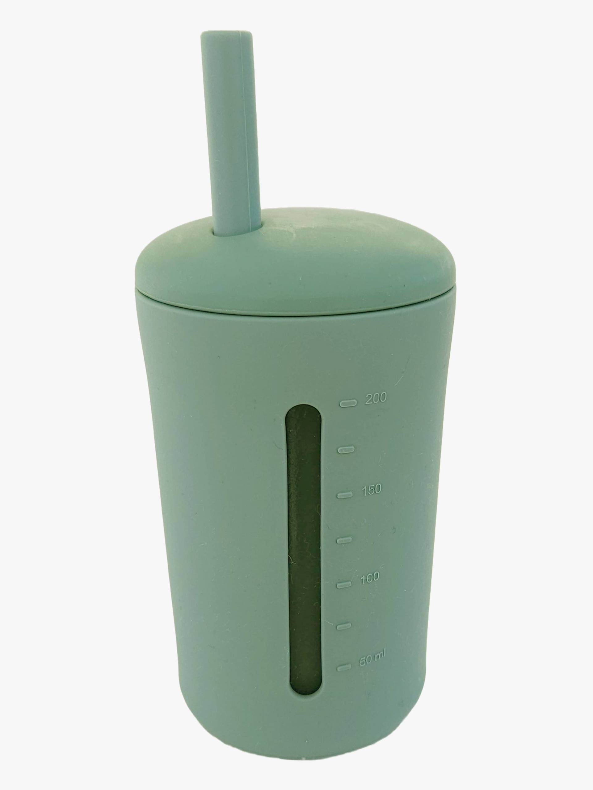 Summerville Organic Silikonbecher mit Trinkhalm, Cameo Green Summerville Organic Silikonbecher mit Trinkhalm, Cameo Green von Summerville