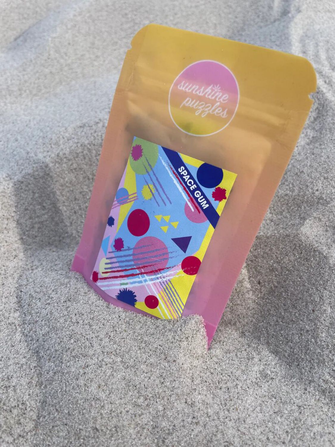 Sunshine Puzzle Mini Puzzle (99 Teile) – Space Gum - von Sunshine Puzzles