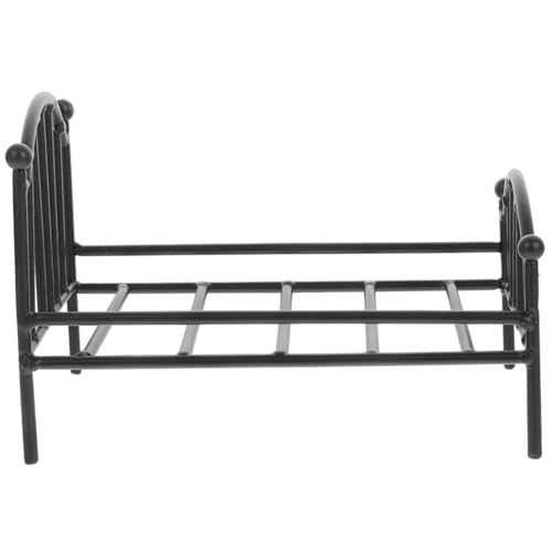 SUPVOX Miniatur Metallbett Rahmen Puppenhaus Zubehör Mini Haus Dekoration Tiny House Schlafzimmer Accessoire Schwarz Kunst Bed Frame SUPVOX Miniatur Metallbett Rahmen Puppenhaus Zubehör Mini Haus Dekoration Tiny House Schlafzimmer Accessoire Schwarz Kunst Bed Frame von Supvox