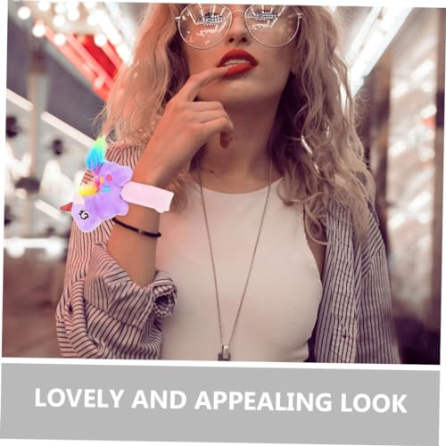 Supvox 2 Stück Plüsch Schnapparmband Kuscheltier Armband mit Flauschigem Einhorn Design Partyspielzeug für Geburtstagsfeiern und Schulveranstaltungen von Supvox