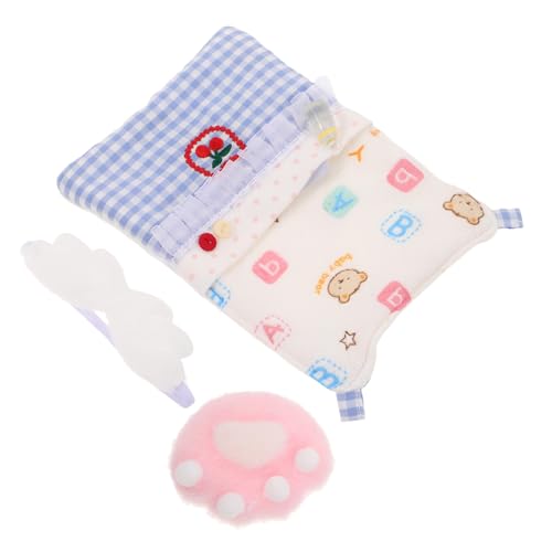 Supvox Doll Bettwäsche Set mit Augenmaske und Kissen Baumwoll Bettwäsche für Puppen Einzigartiges Design für Puppenhaus für Kreatives und Miniaturbetten Supvox Doll Bettwäsche Set mit Augenmaske und Kissen Baumwoll Bettwäsche für Puppen Einzigartiges Design für Puppenhaus für Kreatives und Miniaturbetten von Supvox