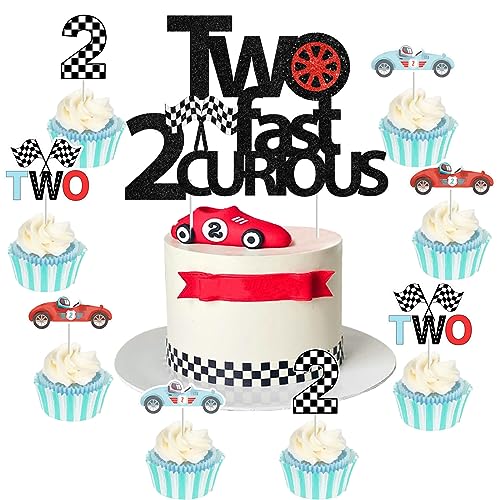 Sursurprise Zwei Schnelle Neugierige Geburtstag Dekorationen, 25Pcs Kuchen Topper Vintage Race Car Cupcake Topper für Boy 2nd Birthday Let's Go Racing Party Supplies Sursurprise Zwei Schnelle Neugierige Geburtstag Dekorationen, 25Pcs Kuchen Topper Vintage Race Car Cupcake Topper für Boy 2nd Birthday Let's Go Racing Party Supplies von Sursurprise