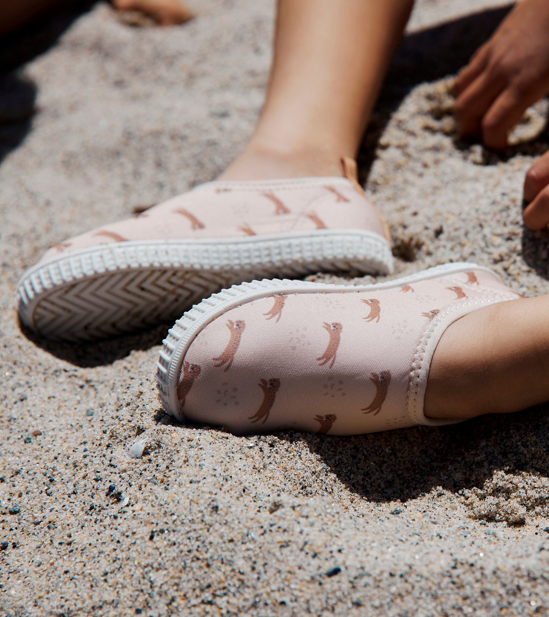 Swim Essentials Badeschuhe, Roamer, 20 von Swim Essentials