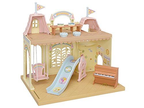Sylvanian Families 5316 Baby Schlosskindergarten - Puppenhaus Spielset von Sylvanian Families
