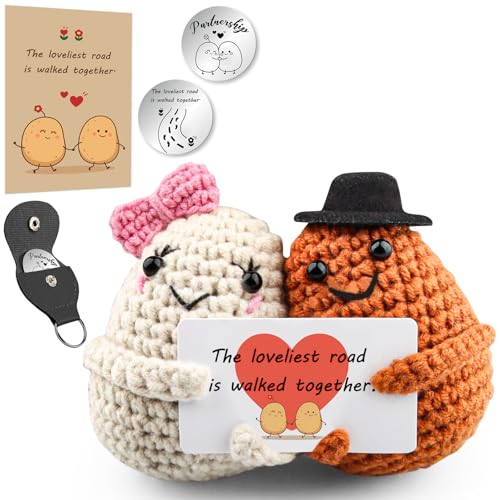 Szhhrxi Handgefertigte Häkel-Liebespaar-Kartoffeln, Taschenumarmung Kartoffelpuppe, lustige Alternative Hochzeitsgeschenk für Paare, Jahrestag für Partner(Braun) von Szhhrxi