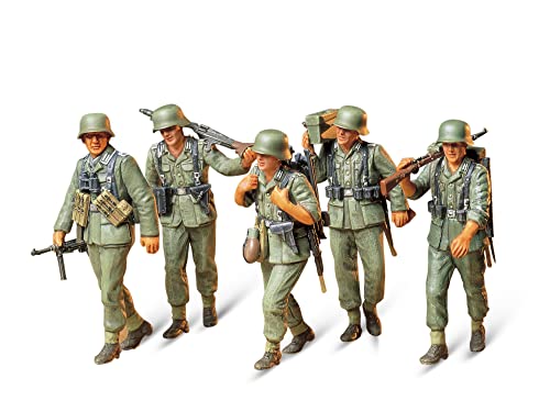 Tamiya 35184 1:35 WWII Fig.-Set MG-Trupp i.Manöver(5), Modellbausatz,Plastikbausatz, Bausatz zum Zusammenbauen, detaillierte Nachbildung von Tamiya
