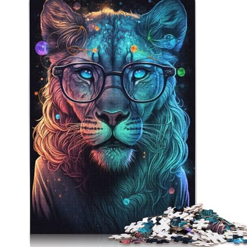 Löwin mit Brille, Puzzle, rechteckig, Pappe, 100% recycelter Karton, Puzzle für Erwachsene, 1000 Teile (75 x 50 cm) von TBDUEPS