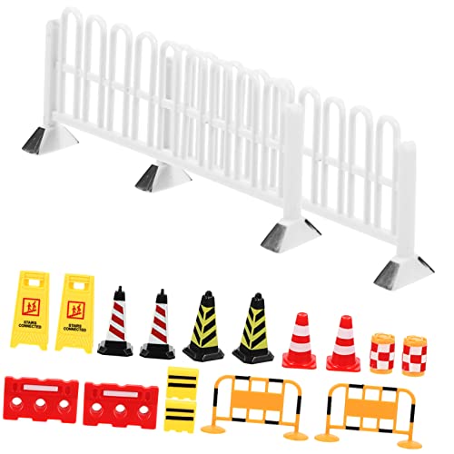 TOBBOMEY 18 Stück Teiliges Verkehrszeichen Spielset aus Hochwertigem Pädagogisches Straßenschild Modell für Leichtes Buntes Lernspielzeug zur Verkehrssicherheit und Straßensimulation TOBBOMEY 18 Stück Teiliges Verkehrszeichen Spielset aus Hochwertigem Pädagogisches Straßenschild Modell für Leichtes Buntes Lernspielzeug zur Verkehrssicherheit und Straßensimulation von TOBBOMEY