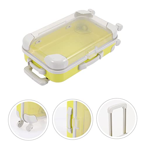 TOBBOMEY Miniatur Puppen Reisekoffer Koffer für Puppenhaus Dekoration Miniatur Koffer Zubehör Kompaktes Stabiles Design für Sammler Gelb Grün von TOBBOMEY