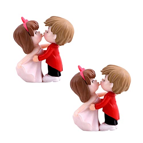 TOYANDONA 2 Paar Hochzeitsdekorationspuppe Figuren Bonsai-dekorationen Feenkuchendeckel Feengarten Zubehör Mini-kuchen Karikatur Küssen Gartenfee Romantische Hochzeit Miniatur Plastik TOYANDONA 2 Paar Hochzeitsdekorationspuppe Figuren Bonsai-dekorationen Feenkuchendeckel Feengarten Zubehör Mini-kuchen Karikatur Küssen Gartenfee Romantische Hochzeit Miniatur Plastik von TOYANDONA