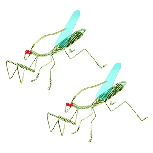 TOYANDONA 2 Stück Handgefertigte Realistische Mantis Ornamente Grünes Simulationsmodell für Dekoration und Lernspielzeug Vivid Lifesize Design für Zuhause und Garten von TOYANDONA