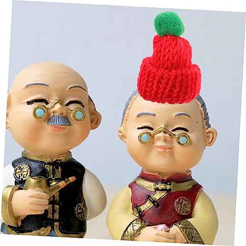 TOYANDONA 6 Stück Teiliges Mini Weihnachtsmützen mit Gestrickten Schals DIY Bastelaccessoires für Handyschalen Flaschen und Weihnachtsbaumdekoration Kleine Warme Deko für Festliche von TOYANDONA