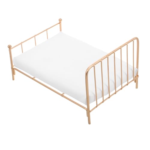 TOYANDONA Miniatur Metallbett Für Puppenhaus Mit Matratze Puppenhaus Möbel Für Schlafzimmer Dekoratives Zubehör Goldfarbe Puppenhaus Etagenbetten Und Minibett Für Puppen TOYANDONA Miniatur Metallbett Für Puppenhaus Mit Matratze Puppenhaus Möbel Für Schlafzimmer Dekoratives Zubehör Goldfarbe Puppenhaus Etagenbetten Und Minibett Für Puppen von TOYANDONA