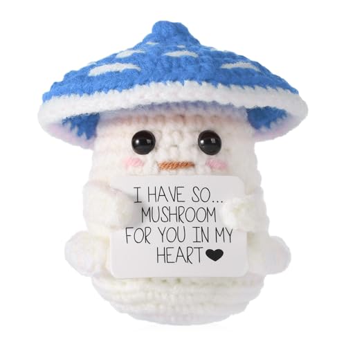 TOYMIS Lustiger Positiver Pilz, 8,5 cm Süßer Häkelpilz mit Inspirierender Karte Kreative Strickpuppe Positive Lebenskartoffel Glücksgeschenk zum Geburtstag Partydekoration von TOYMIS