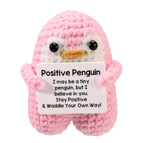 TOYMIS Lustiger Positiver Pinguin, 7,5cm Stehend Gehäkelter Pinguin mit Bestätigungskarte Emotionales Pinguin-Unterstützungsspielzeug Positive Puppe Aufmunterungsgeschenk Heimdekoration (Pink) von TOYMIS