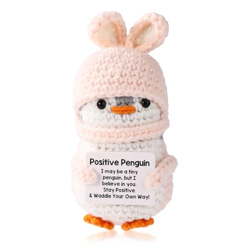 TOYMIS Positiver Pinguin Gehäkelt, 11,5cm Ostern Hasenohren Wollgarn Gestrickter Pinguin mit Aufmunternder Karte Positive Häkeltiere Geschenk für Freunde Familie Zuhause Schreibtisch Zimmer Dekor von TOYMIS