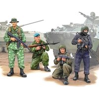 TRUMPETER 00437 1:35 Russische Spezial-Einheiten TRUMPETER 00437 1:35 Russische Spezial-Einheiten von TRUMPETER