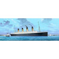 TRUMPETER 03719 1:200 RMS Titanic mit Beleuch von TRUMPETER