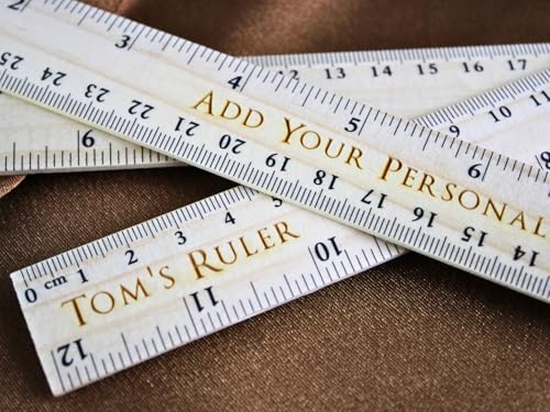 3er-Set personalisierbares Holz-Lineal, handgefertigt, graviert, 30 cm oder 30,5 cm von Tailored Touch Bespoke Gifts