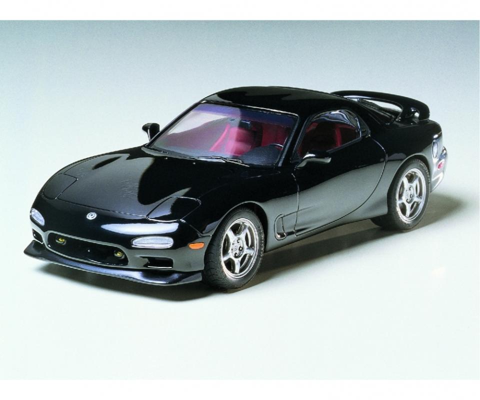 Mazda RX-7 R1 Mazda RX-7 R1 von Tamiya