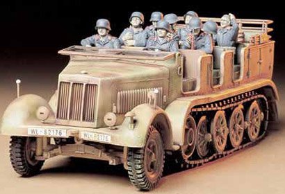WWII SdKfz.7 8to Halbkette (8) von Tamiya