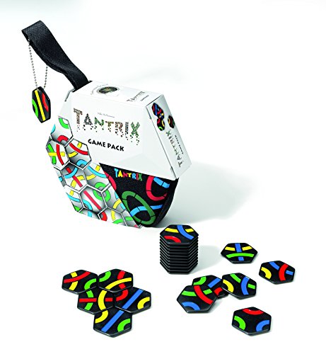 Tantrix Strategiespiel Game Pack - Schwarze Spielsteine + Mitnahmebeutel - Denkspiel, Puzzlespiel, Legespiel, Partyspiel, Familienspiel mit Logik Rätseln für 1-6 Spieler - Knobelspaß für Groß & Klein Tantrix Strategiespiel Game Pack - Schwarze Spielsteine + Mitnahmebeutel - Denkspiel, Puzzlespiel, Legespiel, Partyspiel, Familienspiel mit Logik Rätseln für 1-6 Spieler - Knobelspaß für Groß & Klein von Tantrix