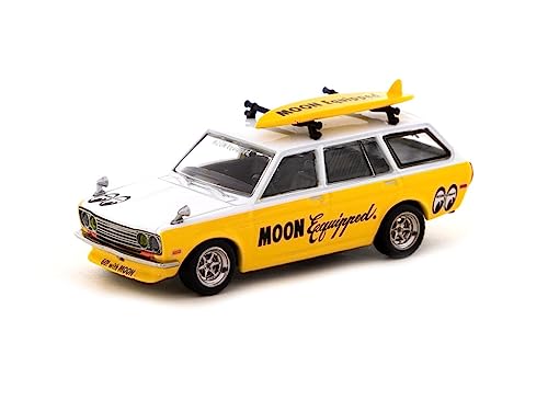 Tarmac T64G-026-ME1 Datsun Bluebird 510 Wagon Moon Equipped gelb/Weiss Maßstab 1:64 Modellauto Tarmac T64G-026-ME1 Datsun Bluebird 510 Wagon Moon Equipped gelb/Weiss Maßstab 1:64 Modellauto von Tarmac Works